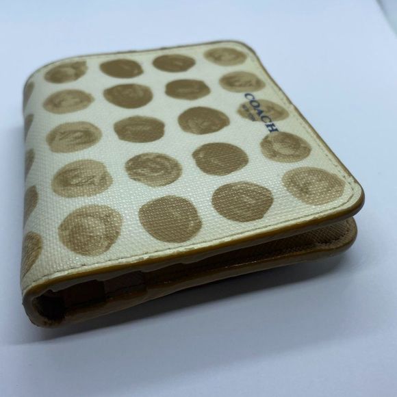 COACH Gold & Off White Coated Canvas Small Bifold Wallet - Picture 4 of 9